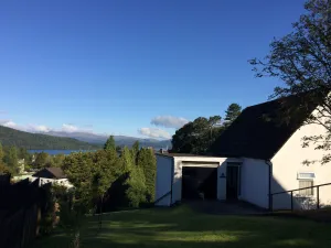 Image of Lakeview Cottage