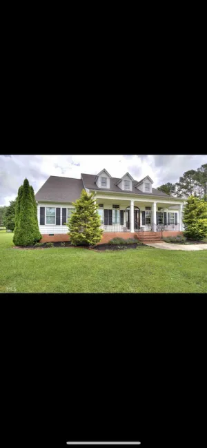 Image of The Modern Farmhouse Getaway of Silver Creek