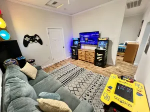 Image of Gunters Loft Arcade