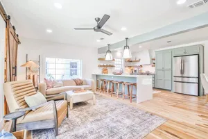 Image of Tranquil Terrace - 2BR 2BA - Walk to Tech