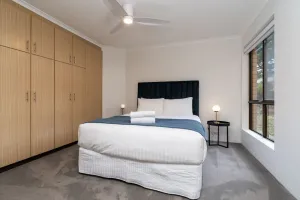 Image of Apt in Kingston - 10min to Lake Burley Griffin