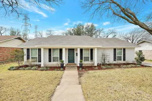 Image of HGTV's FIXER UPPER \"The Plain Jane”