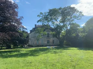 Image of Manoir majestueux à Chaniers avec piscine privée