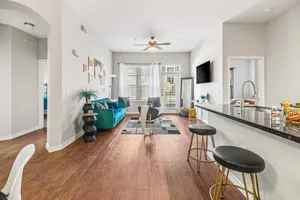 Image of Luxury 2bed\/2bath Suite  great location, Long Stay discount