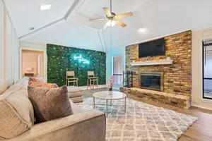 Image of 💜🐕 Good Vibes Casa | 6 Beds\/Game Room| HUGE YARD