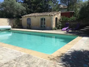 Image of 140m2 artist's house near Arles