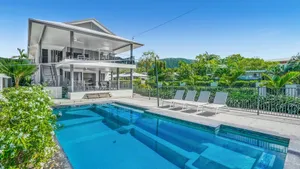 Image of Belle Escapes Beachfront Luxury Home 53 Arlington Clifton Beach
