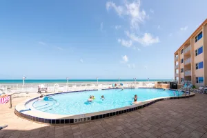 Image of Direct Ocean \/ Pool Deck