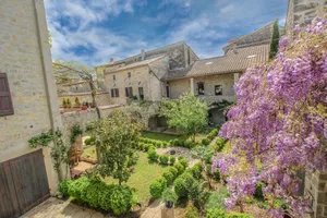 Image of L'Antre de Pierres - bed and breakfast and gites - Ardèche Méridionale