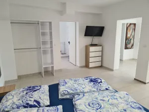 Image of B - Fafa Home Hof With Pool