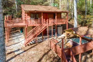 Image of Cozy & secluded family-friendly home with a private hot tub & spacious deck