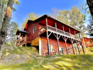 Image of **Amazing Mountain Views at the 2-Story Highland Hideaway**