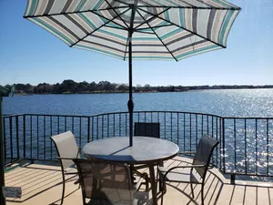 Image of \"Wickie's Wharf \" Condo on lake Conroe