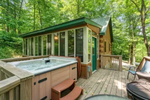 Image of Beautiful Hot Tub Cabin Near Patoka Lake!