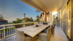 Image of Beachside Manor
