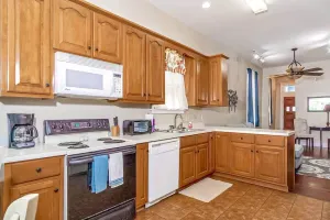 Image of Americana Cottage Closest Historic BnB to Benning