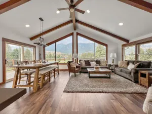 Image of Amazing Historic Montana House. Hot Tub, Large Deck, On Golf Course A++ Location