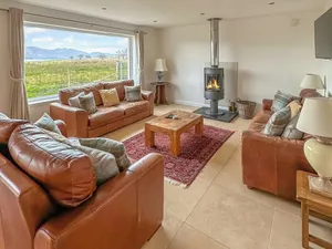 Image of Lurach House - Ukc6791
