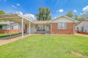 Image of Oklahoma Themed 3 BED with lots of parking!   SHORT OR EXTENDED STAY!