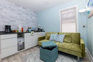 Image of Private Patio Cozy Apt + fireplace + Queen Bed