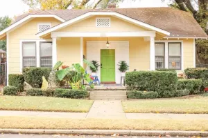 Image of J Birds’ Bungalow in the heart of Midtown