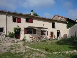 Image of Charming 17th Century Cottage with Garden & Terrace - Cozy, Pet-Friendly Stay