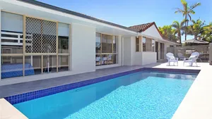Image of Beautiful Beach House in the Heart of Town