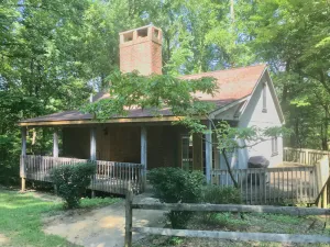 Image of The Craft House - Cutest little Cabin you ever did see!!!