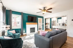 Image of 3 Bd\/2 Bth Historic Cape Cod | 5 Min Sports Center