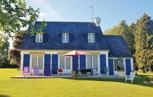 Image of Stunning Home In Concarneau With Wifi