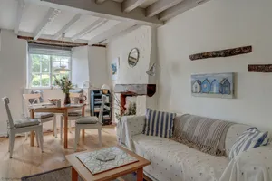 Image of The White Cottage | Woodstock Holiday Let | 2 Beds & Sleeps 3