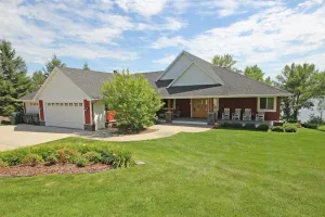 Image of PRIVATE Luxury Lake Home with 5+ BR and Gourmet Kitchen-22 Foot Pontoon Included