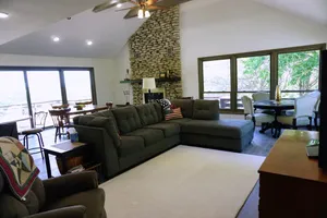 Image of Spacious house, beautiful views, peaceful setting