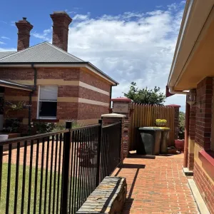 Image of Silwood Apartment fully self contained with Kitchen and Laundry