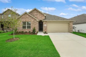 Image of House near Forney - Mnth2Mnth