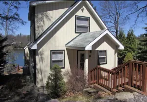 Image of Lakefront w\/Private Dock on Lake Harmony! Professionally cleaned between guests