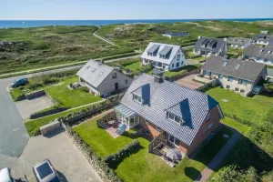 Image of Am Sandwall-westseite - Strandnahe Doppelhaushälfte für 4 Personen: Terrasse, Garten, Stellplatz,