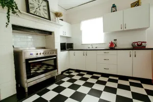 Image of King Cottage