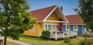 Image of Swedish house by the lake in the Müritz National Park