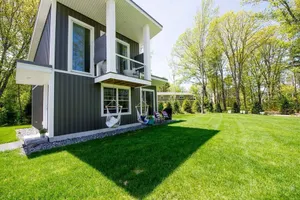 Image of Modern Cottage with Ocean Access & Wildlife