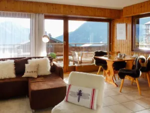 Image of Austral 305 by Interhome