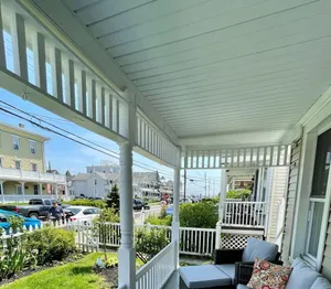 Image of Beautiful, Spacious, Updated Victorian - One BLK from beach!