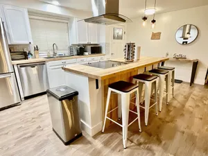 Image of Equipped 3bd\/2ba Home with Private Backyard Oasis, Comfort & Convenience Await!