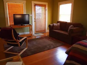 Image of Unique , Vintage Studio Apartment for Leisure\/Corporate Travel