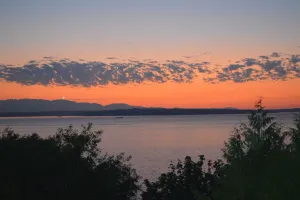 Image of Peaceful Seattle Luxury Estate Romantic Seaview Guesthouse