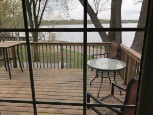 Image of Great fishing. Large one bedroom, two baths, Beautiful view of lake independence