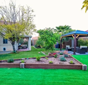 Image of Cute house, big private shaded yard, cul-de-sac, close to ALL entertainment!