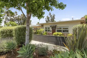 Image of New Midcentury in the heart of Ventura-5 min bike ride to beach or downtown