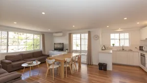 Image of Oberlaken 2 125 Gippsland Street