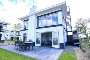 Image of Bungalow with 4 bedrooms and a terrace